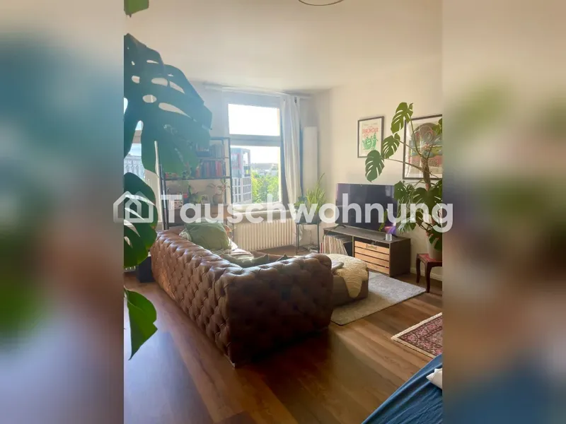 Tauschwohnung: Bieten schöne kleine DG Wohnung - suchen ab 2 Z. / 65 qm — photo 1